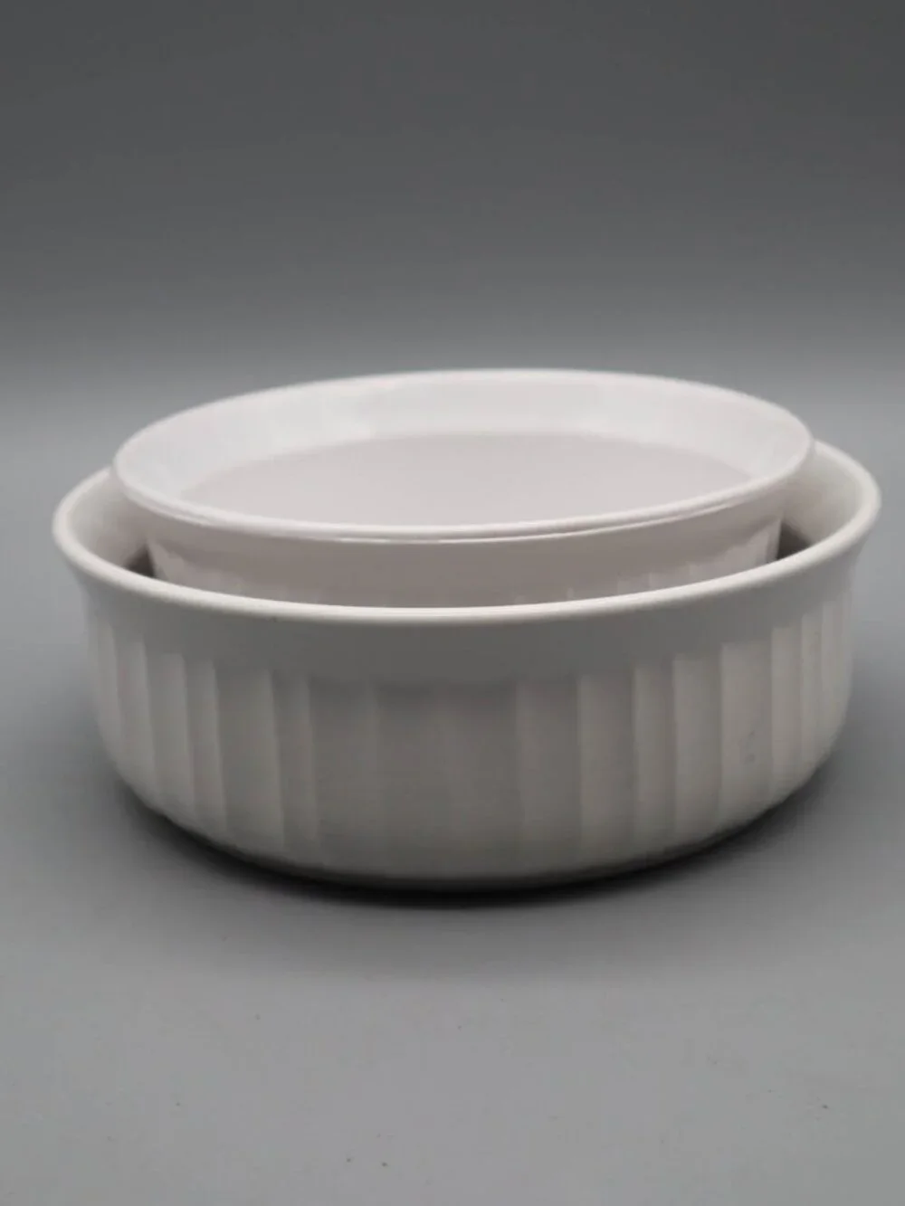 Lot of 2 Corning Ware French White Round Casserole Set Baking Dish F-16-B F-24-B